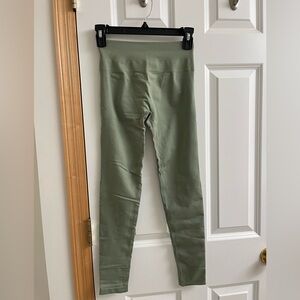 High-Waist Olive Green Leggings - Women